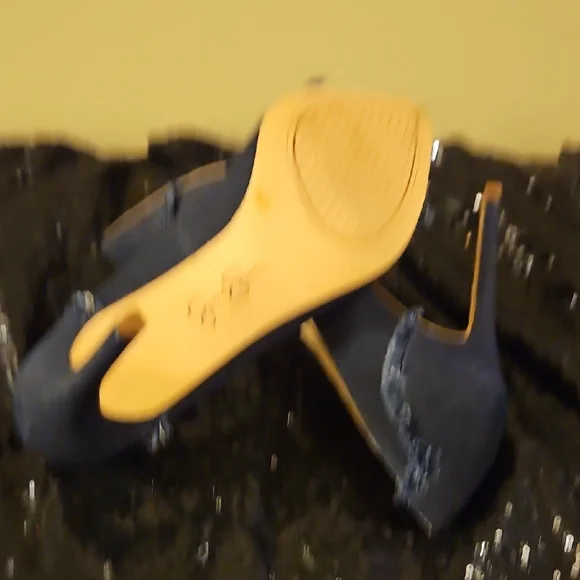 Jessica Simpson Denim Pumps - Picture 4 of 5
